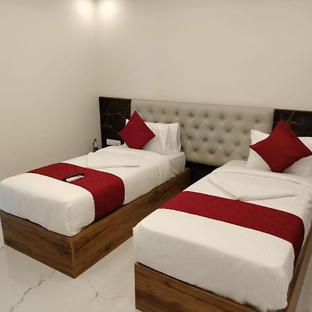 Attibele Mayuri Residency Hotel מראה חיצוני תמונה